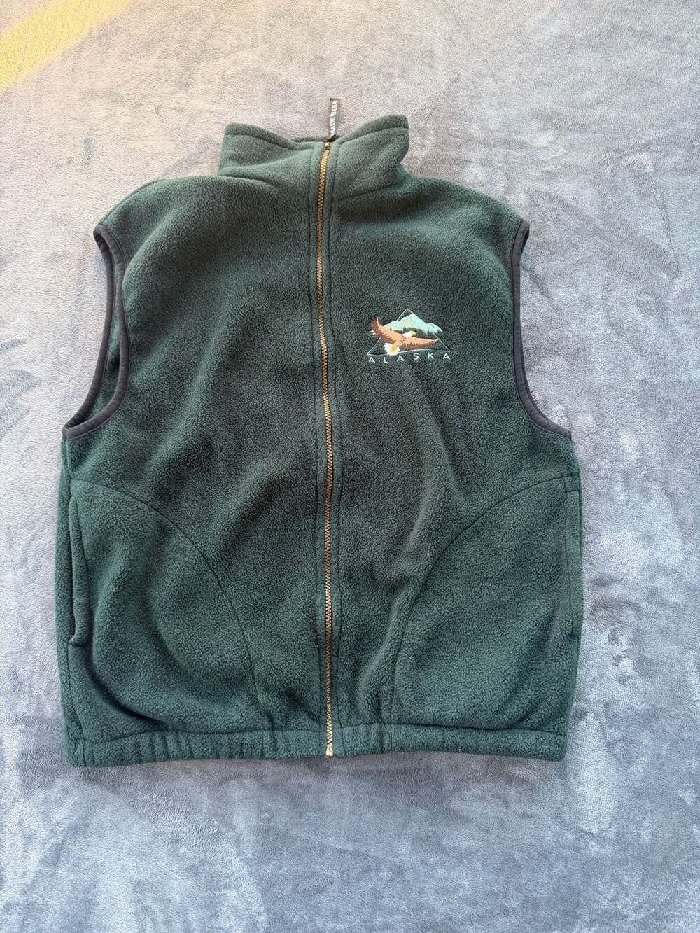 VTG Polar Graphics USA Alaska Eagle Mountain Green Full Zip Fleece Vest Size S